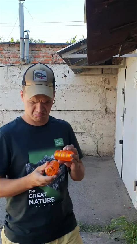 Неправильная установка капота на Приоре