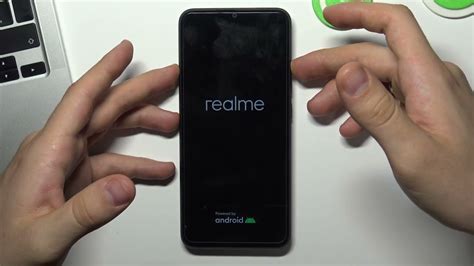 Первый способ: Изменение звонка через настройки телефона Realme