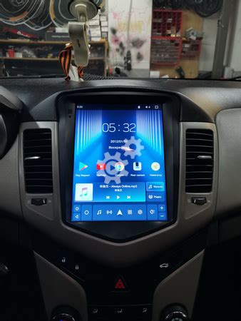Установка магнитолы Tesla на Chevrolet Cruze