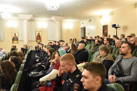 "Женское профессиональное название - мост между историей и современностью"