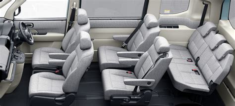 Идентификация моторного номера внутри салона автомобиля Honda Stepwgn