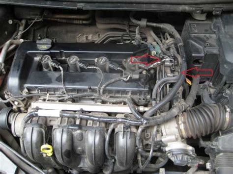 Расположение предохранителя системы подъема стекол в автомобиле Ford Focus 3