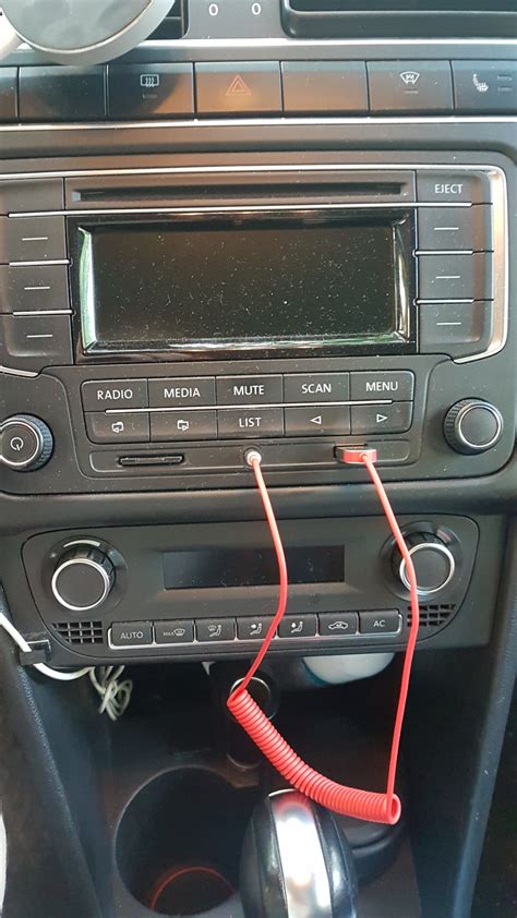 Шаги по поиску соответствующей кнопки в Volkswagen Polo