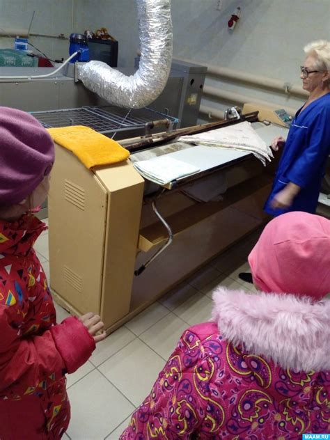 Процесс открытия и наливания жижи в прачечную "Ашка"
