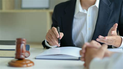 Судебным разбирательствам