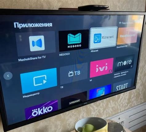 Авторизация в приложении Яндекс ТВ на телевизоре BBK для доступа к функциям