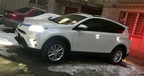 Бесключевой доступ в автомобиль Toyota RAV4