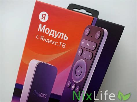 Вставьте флешку в USB-порт Яндекс ТВ