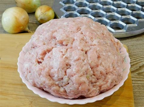 Как исправить жидкий фарш для пельменей