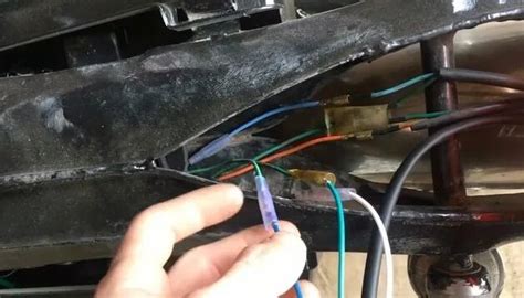 Как правильно подключить лягушку к заднему тормозу