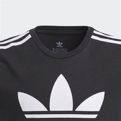 Как проверить оригинальность футболки Adidas