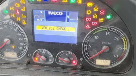 Проверьте работоспособность магнитолы Iveco Stralis после активации