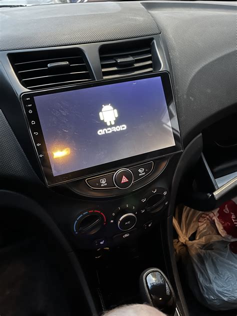 Установка и настройка камеры заднего вида на Hyundai Solaris хэтчбек
