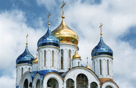 Храмы в России