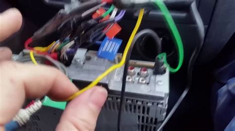 Как установить внешнюю антенну для улучшения приема радио в Фольксваген Поло