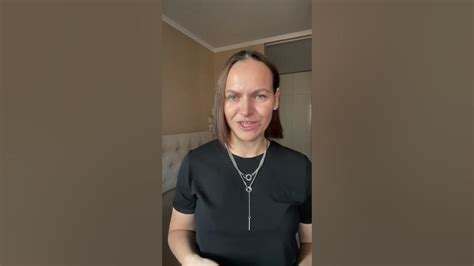 Скрытие своих настоящих чувств